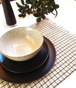 Placemats Set of 4 - Black & Cream