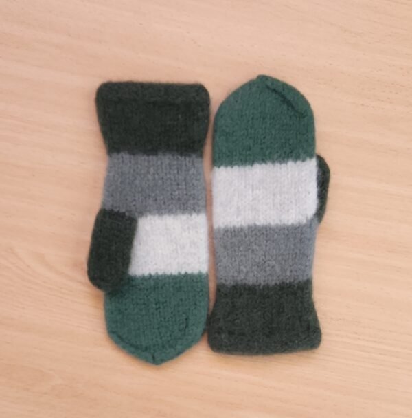 Woollen Mittens - Stripe