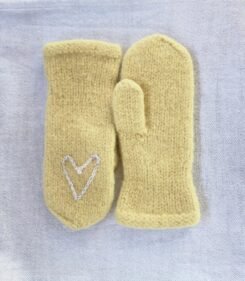 Woollen Mittens Yellow with Heart & Pearl